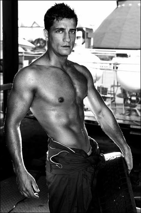 Philip Olivier - The Classic Mechanic Shot Philip Olivier The Classic Mechanic Shot British Beef Philip Olivier