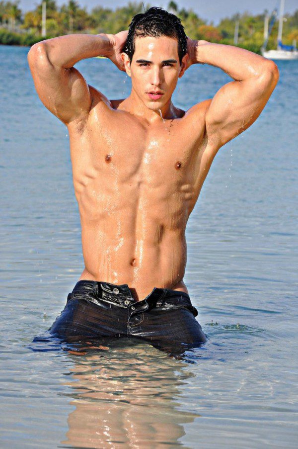 Ray CamWithHim cam guys 5 600x903 Ripped and Chiseled: Ray