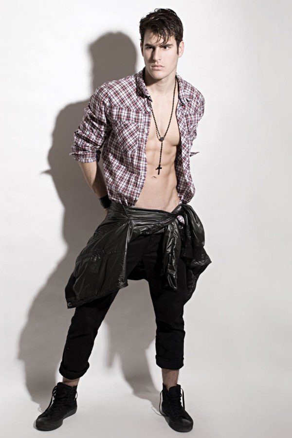Bart Colom - Intense Model Look Bart Colom Intense Model Look 600x900 Gorgeous Young Hunk Bart Colom