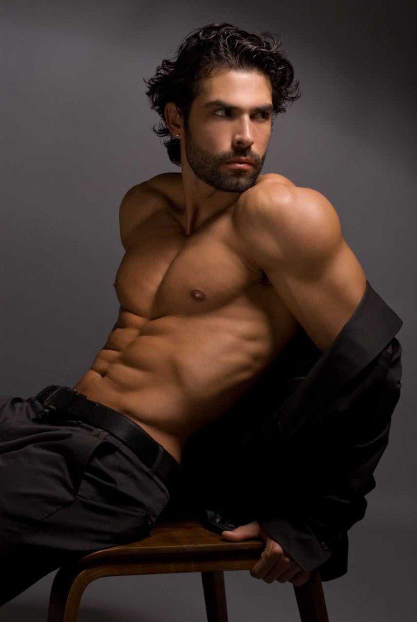 Dionisio Heiderscheid Gorgeous and Tanned Hunk 600x895 Model Turned Porn Star   Dionisio Heiderscheid