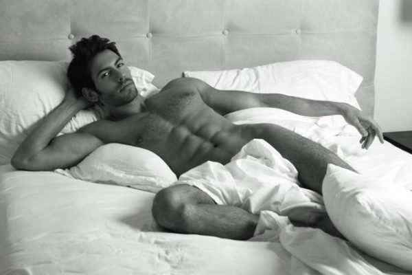 Matt Maggiacomo Posing 600x400 Presenter, Model, Gay Hunk... Matt Maggiacomo