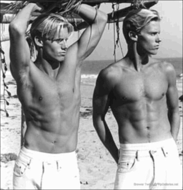 Brewer Twins Beach Brothers 600x622 Controversial Brothers   Brewer Twins
