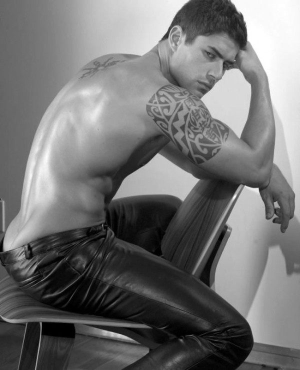 Hot Male Model Joel Rush Joel Rush 9 600x740 Less Is More With Joel Rush