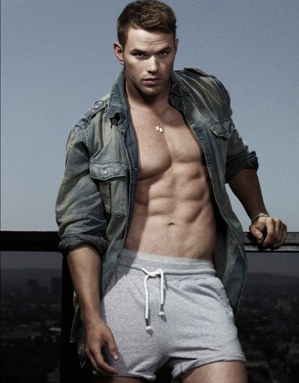 Kellan Lutz 8 600x768 Kellan Lutz   Hotter Than Ever