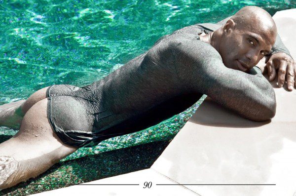 black muscle hunk 6 black muscle hunk 600x397 Awesome Masculinity By Photographer Mark Henderson