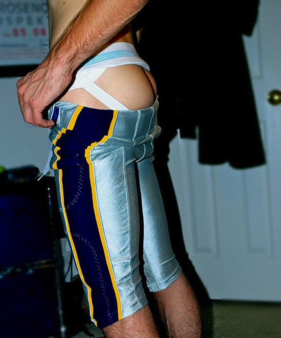 Sporty Muscle Jocks (2) Sporty Muscle Jocks 2 Can A Straight Guy Wear A Pink Sports Jock?